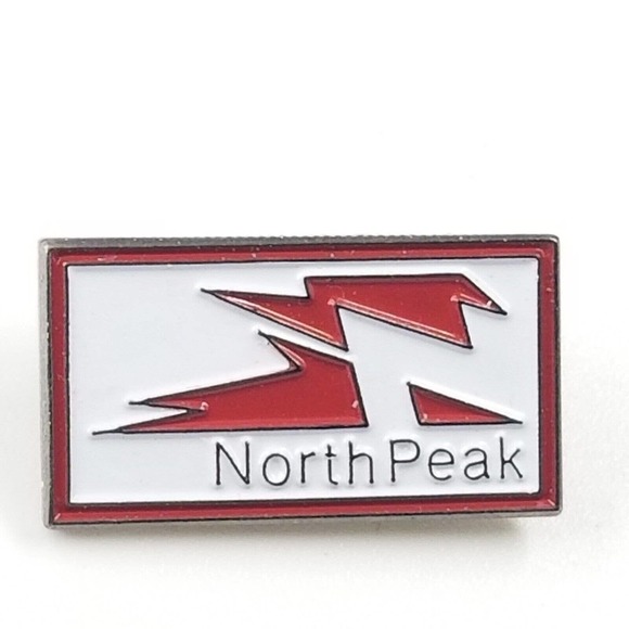 VTG North Peak Keystone Colorado Ski Resort Enamel Pin Skiing Souvenir Red White - Picture 1 of 4